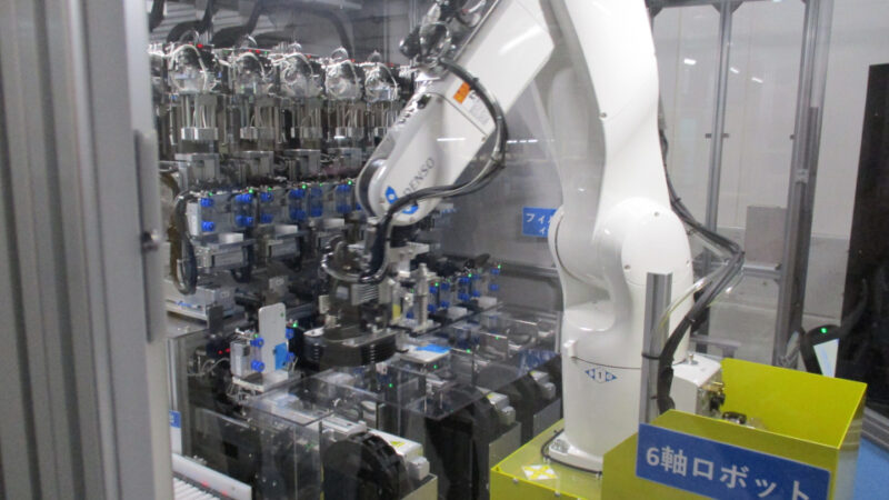 We have released a video of the smartphone automatic re-productization system “C-DreAm”